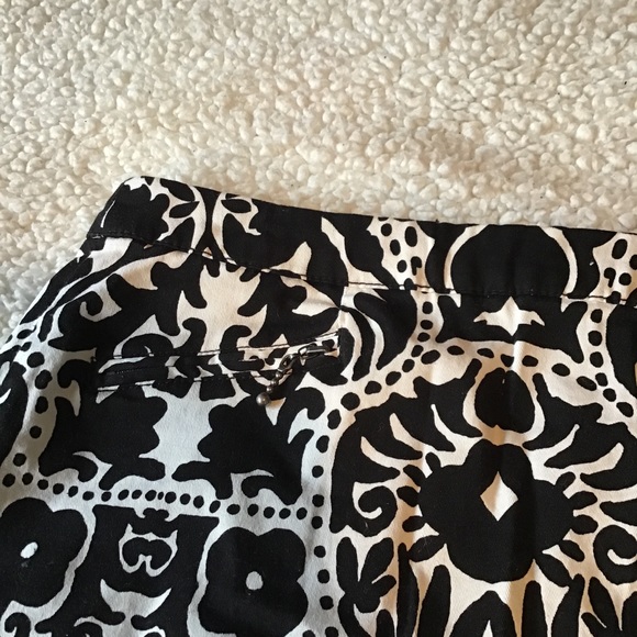 Patterned skirt (WITH POCKETS) - Picture 2 of 4